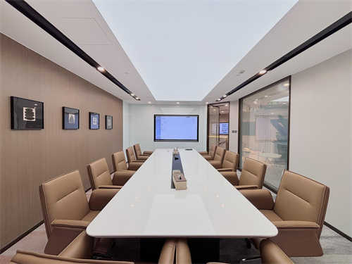 嘉里中心 235㎡办公室 6.8元/平米/天